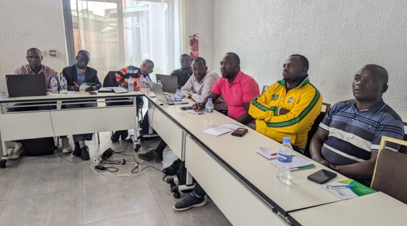 Traders and horticulture farmers call for reforms in carrot marketing Traders and horticulture farmers call for reforms in carrot marketing