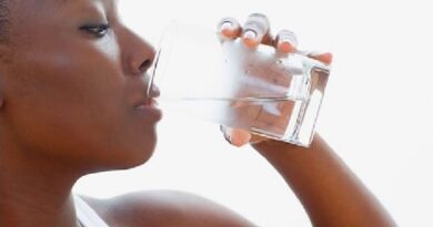 Impamvu 10 zituma kunywa amazi ari ingenzi ku buzima bwawe