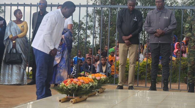 Gicumbi: Bibutse imiryango yazimye ku gasozi ka Nyarurama, ahakorewe ubwicanyi ndengakamere!