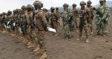 DRC:Ingabo za leta n’abazifasha barigamba kwisubiza ibice bikomeye hafi ya Minembwe DRC:Ingabo za leta n’abazifasha barigamba kwisubiza ibice bikomeye hafi ya Minembwe