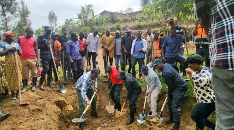 Gicumbi:” Umuvugizi wa Polisi yavuze ko abarembetsi binjiza Kanyanga mu gihugu, ngo niyo baba baturuka mu ijuru bagiye kubahanura!
